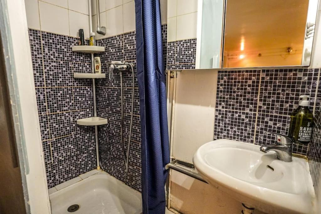 Cozy Studio In The Heart Of Paris Dış mekan fotoğraf